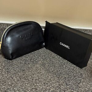 CHANEL Black and Gold Cosmetic Case